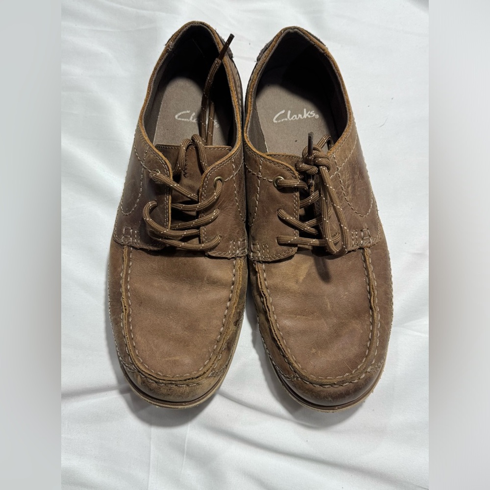 CLARK’S CASUAL BOAT SHOES.‎ SIZE 9.5M
